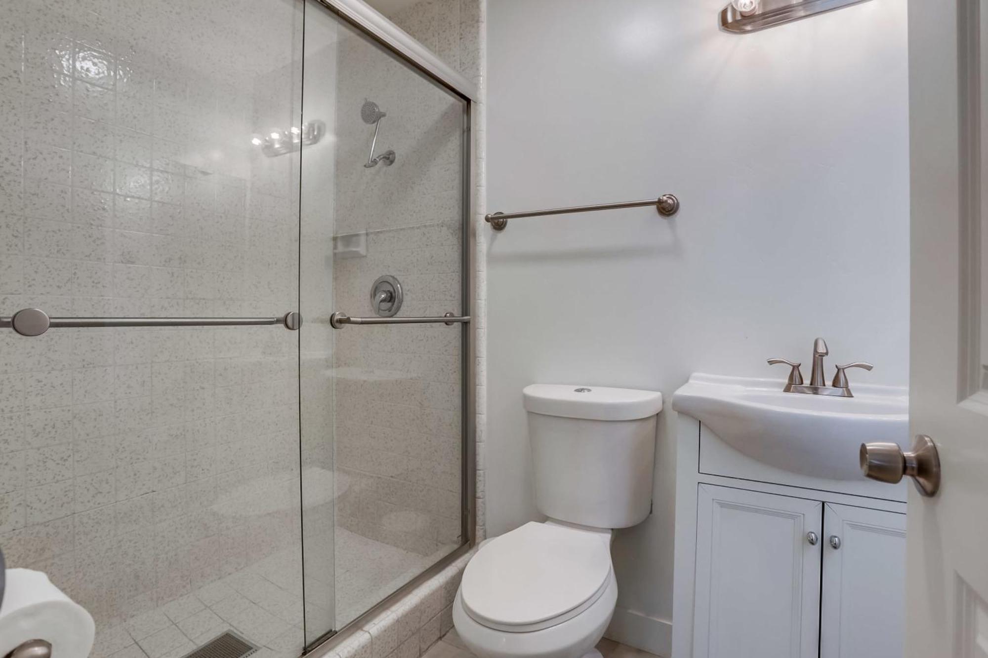 A-c 3 Blocks To Ocean Downtown La Jolla Remodel