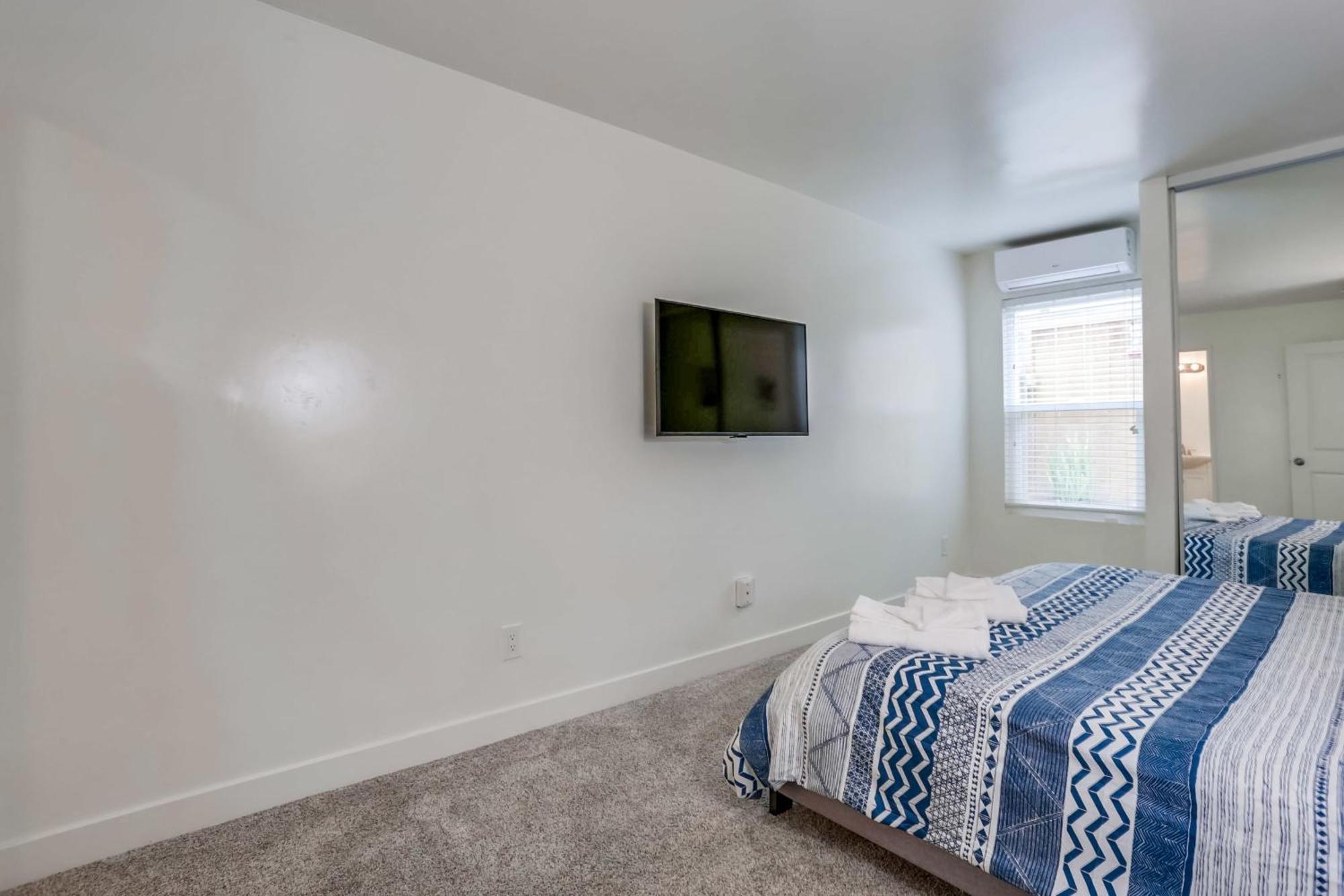 A-c 3 Blocks To Ocean Downtown La Jolla Remodel Holiday home