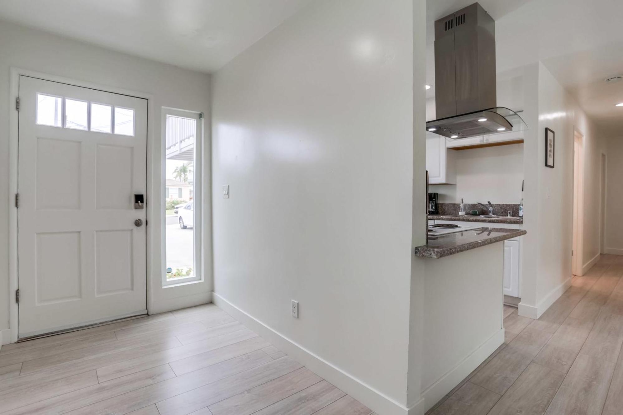 A-c 3 Blocks To Ocean Downtown La Jolla Remodel Holiday home