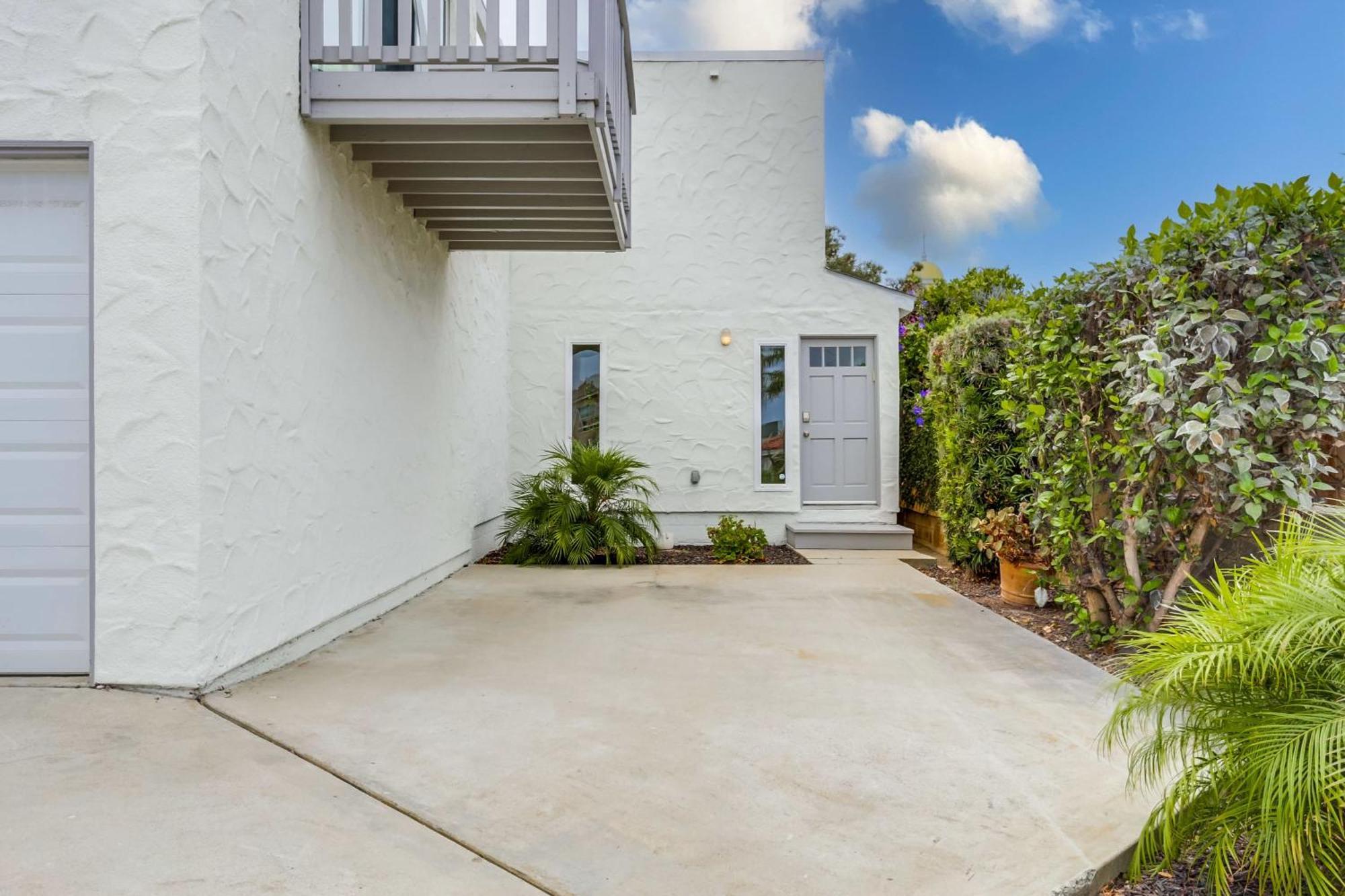 A-c 3 Blocks To Ocean Downtown La Jolla Remodel San Diego